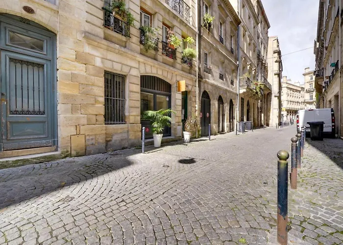 Tres Bel Saint Pierre